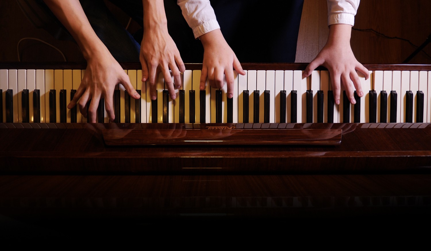 Individual lessons of playing musical instruments in our school